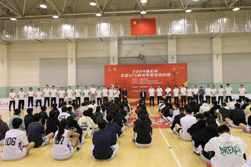 为什么篮球教练要重视球员的心态建设_0